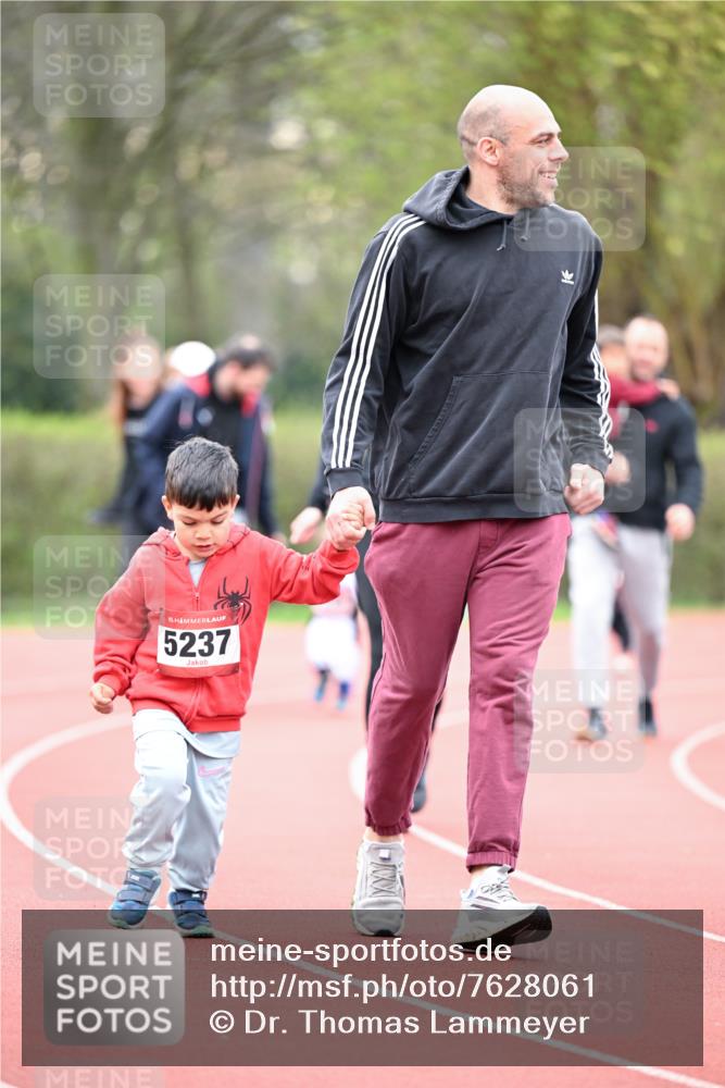 13.04.2025 - Hammer Lauf Dr. Thomas Lammeyer http://msf.ph/oto/7628061 13.04.2025 09:11:39 Laufen 15, 5237 meine-sportfotos.de