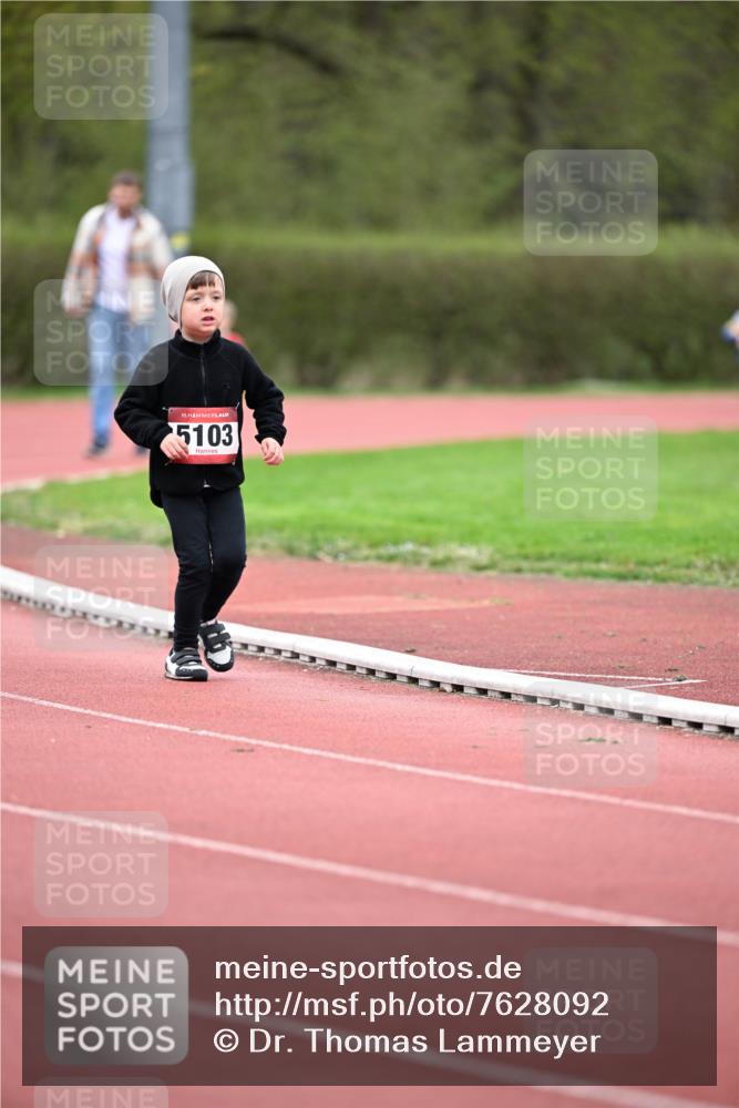 13.04.2025 - Hammer Lauf Dr. Thomas Lammeyer http://msf.ph/oto/7628092 13.04.2025 09:11:45 Laufen 15, 5103 meine-sportfotos.de