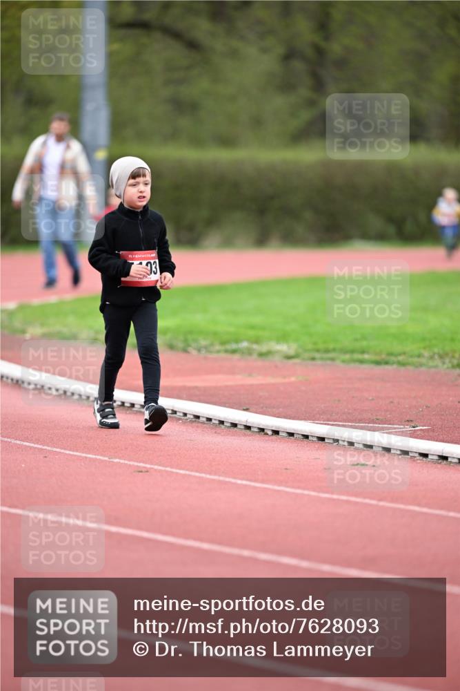 13.04.2025 - Hammer Lauf Dr. Thomas Lammeyer http://msf.ph/oto/7628093 13.04.2025 09:11:45 Laufen 15, 03 meine-sportfotos.de