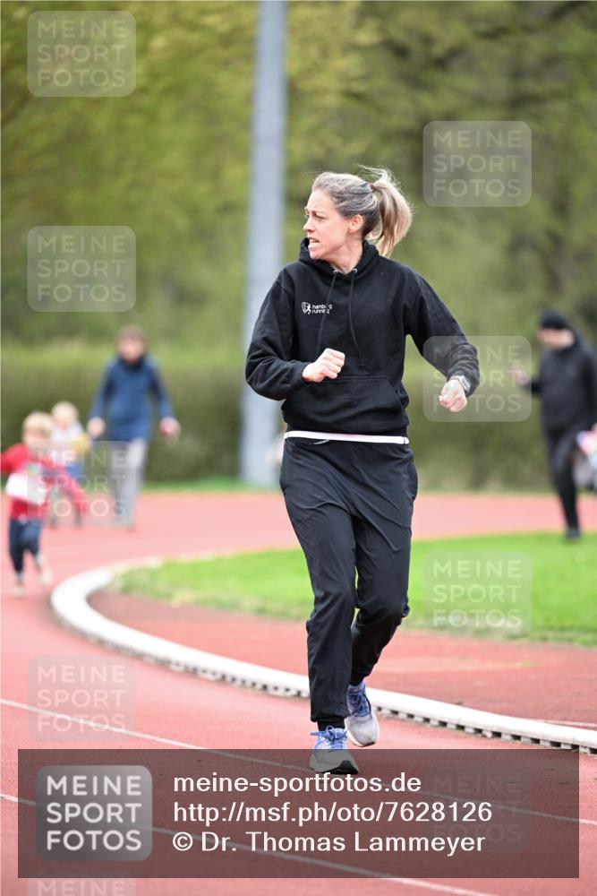 13.04.2025 - Hammer Lauf Dr. Thomas Lammeyer http://msf.ph/oto/7628126 13.04.2025 09:11:52 Laufen  meine-sportfotos.de
