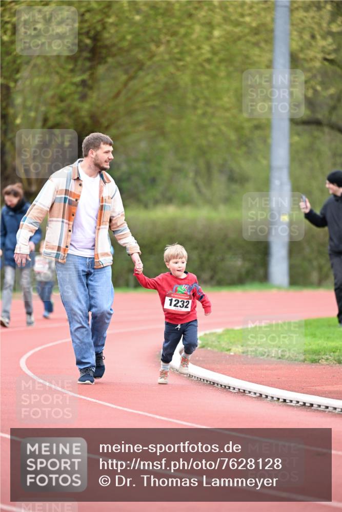 13.04.2025 - Hammer Lauf Dr. Thomas Lammeyer http://msf.ph/oto/7628128 13.04.2025 09:11:56 Laufen 15, 1232 meine-sportfotos.de