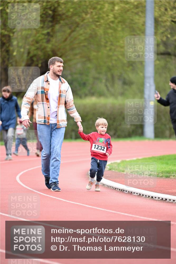 13.04.2025 - Hammer Lauf Dr. Thomas Lammeyer http://msf.ph/oto/7628130 13.04.2025 09:11:56 Laufen 1232 meine-sportfotos.de
