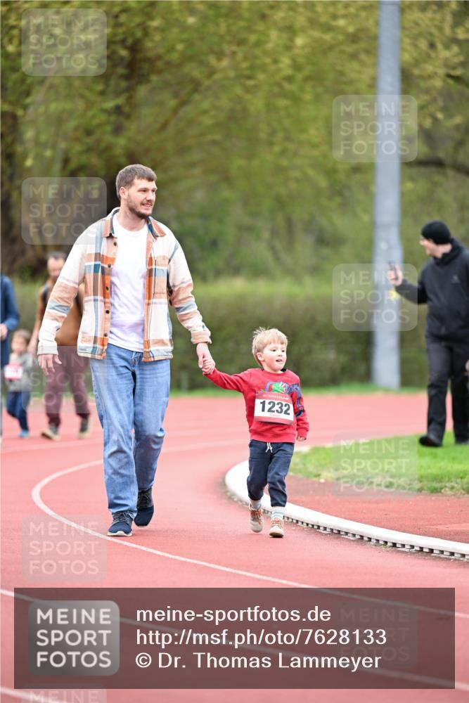 13.04.2025 - Hammer Lauf Dr. Thomas Lammeyer http://msf.ph/oto/7628133 13.04.2025 09:11:57 Laufen 1232 meine-sportfotos.de