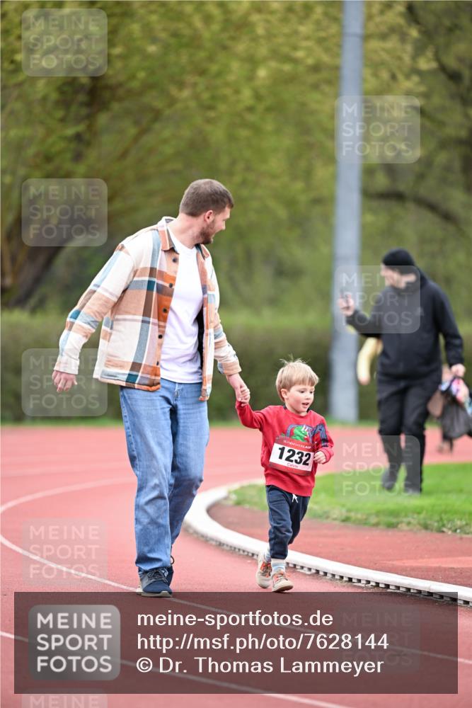 13.04.2025 - Hammer Lauf Dr. Thomas Lammeyer http://msf.ph/oto/7628144 13.04.2025 09:11:58 Laufen 15, 1232 meine-sportfotos.de