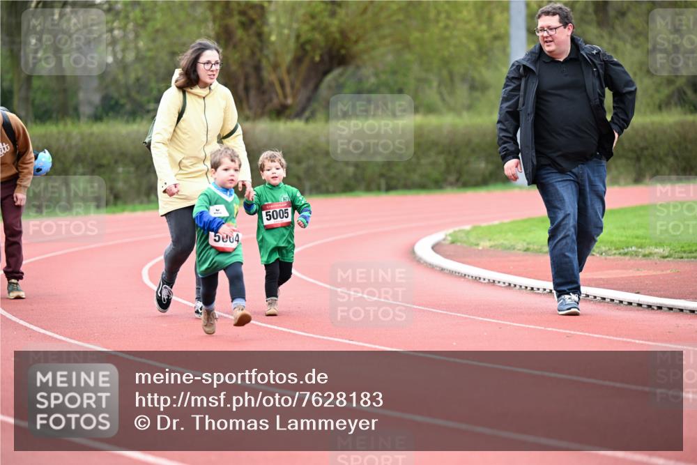13.04.2025 - Hammer Lauf Dr. Thomas Lammeyer http://msf.ph/oto/7628183 13.04.2025 09:12:18 Laufen 5004, 5005 meine-sportfotos.de