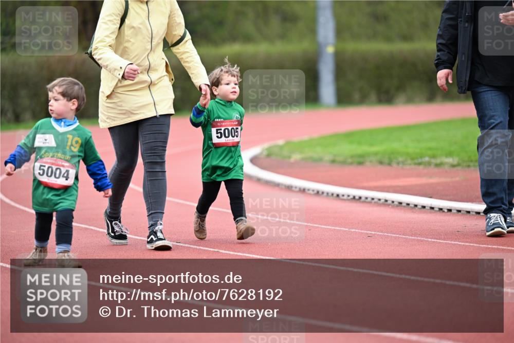 13.04.2025 - Hammer Lauf Dr. Thomas Lammeyer http://msf.ph/oto/7628192 13.04.2025 09:12:19 Laufen 19, 5004, 15, 5005 meine-sportfotos.de