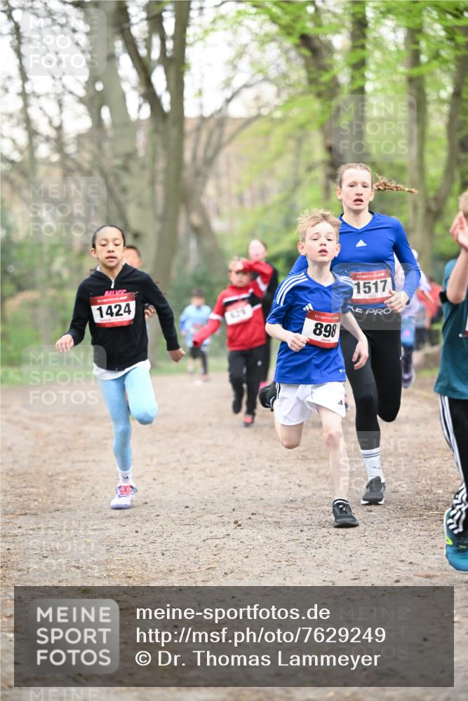 13.04.2025 - Hammer Lauf Dr. Thomas Lammeyer http://msf.ph/oto/7629249 13.04.2025 09:23:11 Laufen 15, 1424, 6, 39, 15, 898, 15, 1517 meine-sportfotos.de