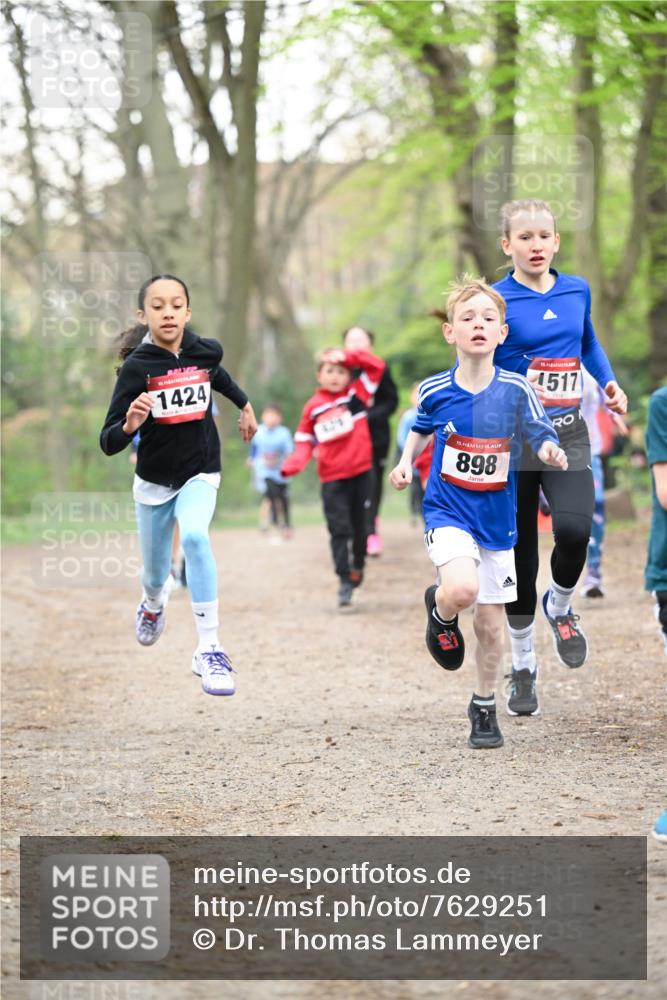 13.04.2025 - Hammer Lauf Dr. Thomas Lammeyer http://msf.ph/oto/7629251 13.04.2025 09:23:12 Laufen 15, 1424, 675, 15, 898, 15, 1517 meine-sportfotos.de