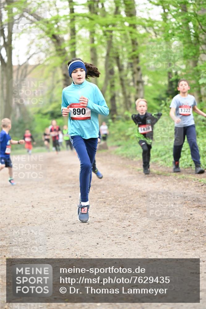 13.04.2025 - Hammer Lauf Dr. Thomas Lammeyer http://msf.ph/oto/7629435 13.04.2025 09:23:23 Laufen 15, 890, 1439, 1322 meine-sportfotos.de