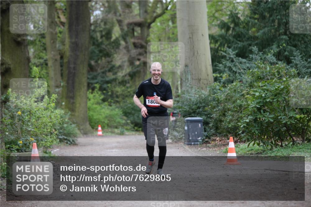 13.04.2025 - Hammer Lauf Jannik Wohlers http://msf.ph/oto/7629805 13.04.2025 13:24:18 Laufen 180 meine-sportfotos.de