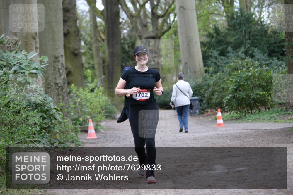 13.04.2025 - Hammer Lauf Jannik Wohlers http://msf.ph/oto/7629833 13.04.2025 13:23:14 Laufen 1702 meine-sportfotos.de