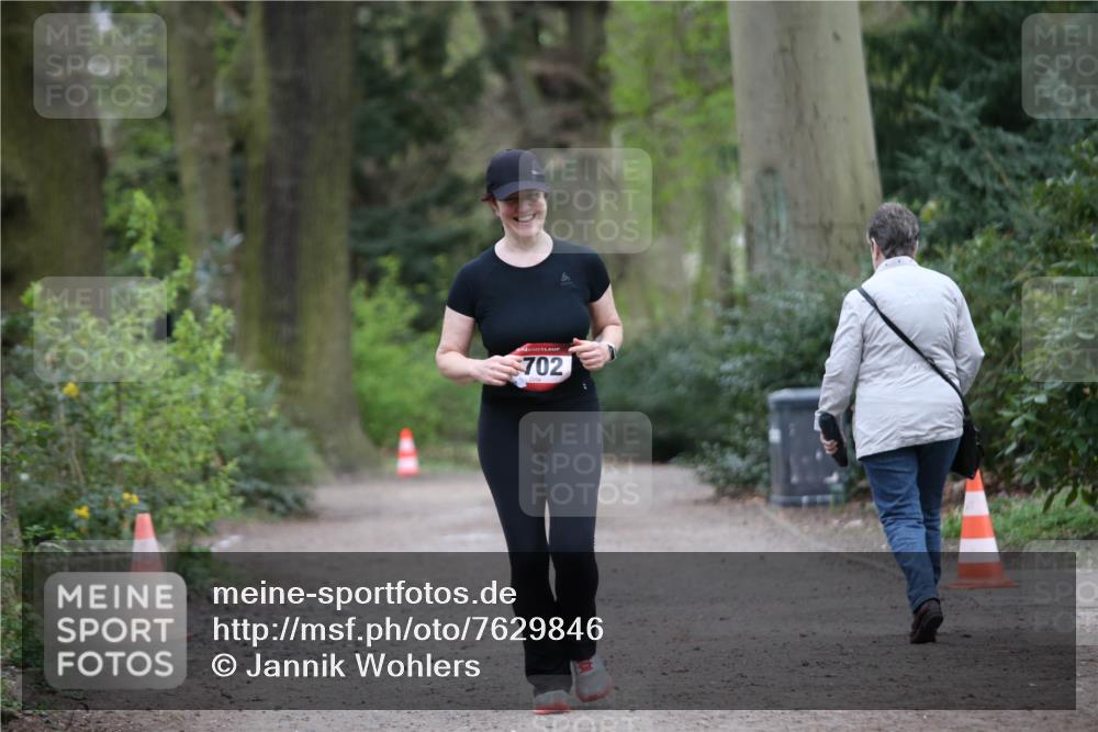 13.04.2025 - Hammer Lauf Jannik Wohlers http://msf.ph/oto/7629846 13.04.2025 13:23:12 Laufen 702 meine-sportfotos.de