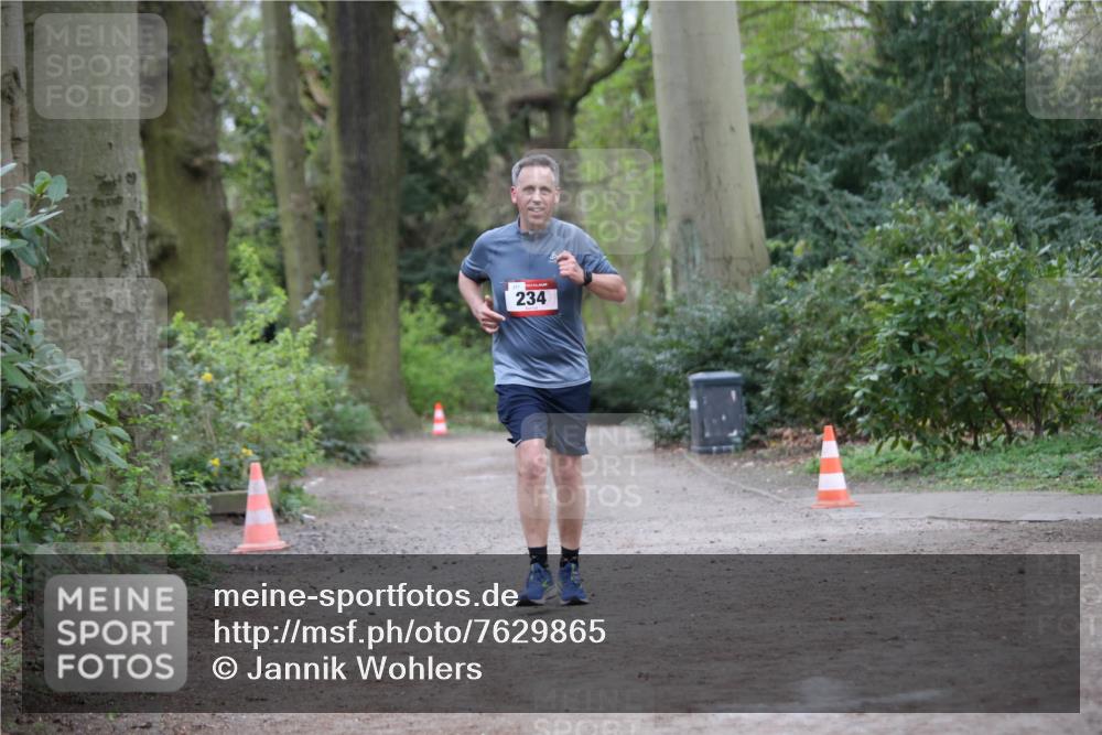 13.04.2025 - Hammer Lauf Jannik Wohlers http://msf.ph/oto/7629865 13.04.2025 13:22:38 Laufen 234 meine-sportfotos.de