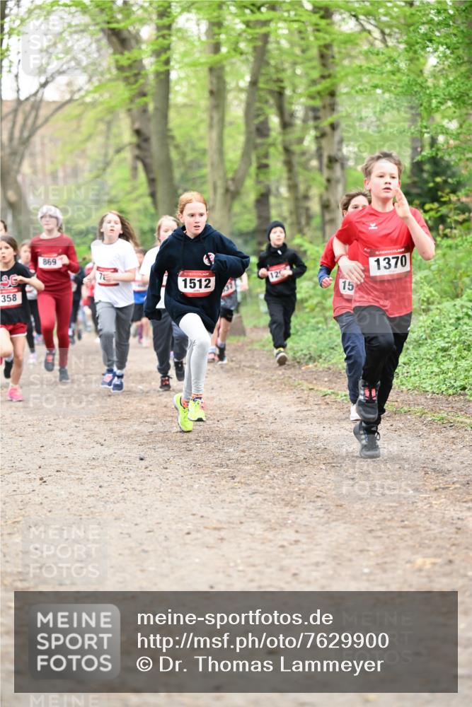 13.04.2025 - Hammer Lauf Dr. Thomas Lammeyer http://msf.ph/oto/7629900 13.04.2025 09:23:46 Laufen 358, 869, 1512, 12, 15, 0, 15, 1370 meine-sportfotos.de