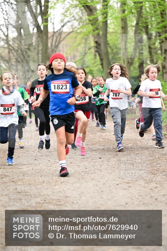 13.04.2025 - Hammer Lauf Dr. Thomas Lammeyer http://msf.ph/oto/7629940 13.04.2025 09:23:47 Laufen 15, 847, 18, 1823, 358, 17, 787, 36 meine-sportfotos.de