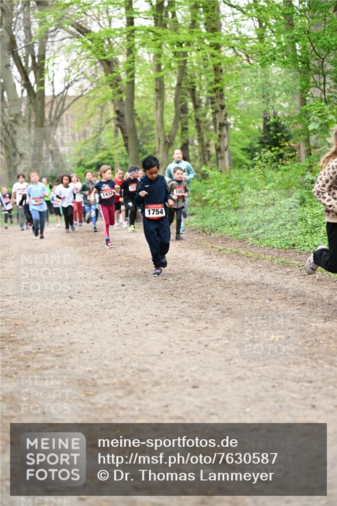 13.04.2025 - Hammer Lauf Dr. Thomas Lammeyer http://msf.ph/oto/7630587 13.04.2025 09:24:12 Laufen 1432, 1754, 1062 meine-sportfotos.de