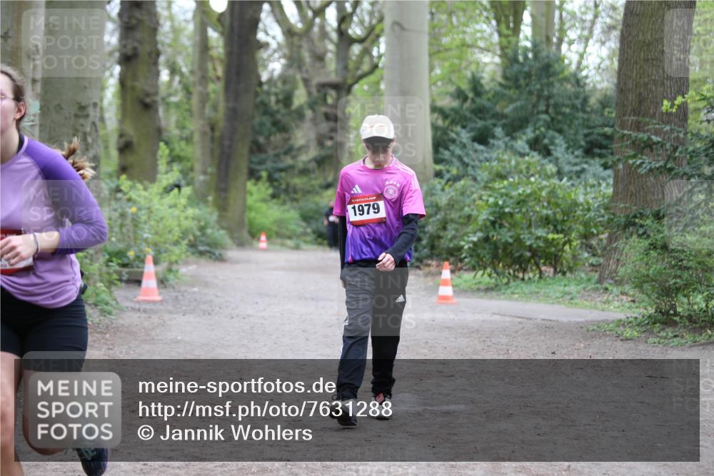 13.04.2025 - Hammer Lauf Jannik Wohlers http://msf.ph/oto/7631288 13.04.2025 13:01:26 Laufen 1979 meine-sportfotos.de