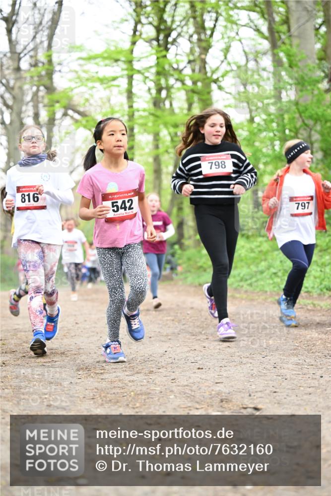 13.04.2025 - Hammer Lauf Dr. Thomas Lammeyer http://msf.ph/oto/7632160 13.04.2025 09:25:08 Laufen 816, 15, 542, 798, 797 meine-sportfotos.de