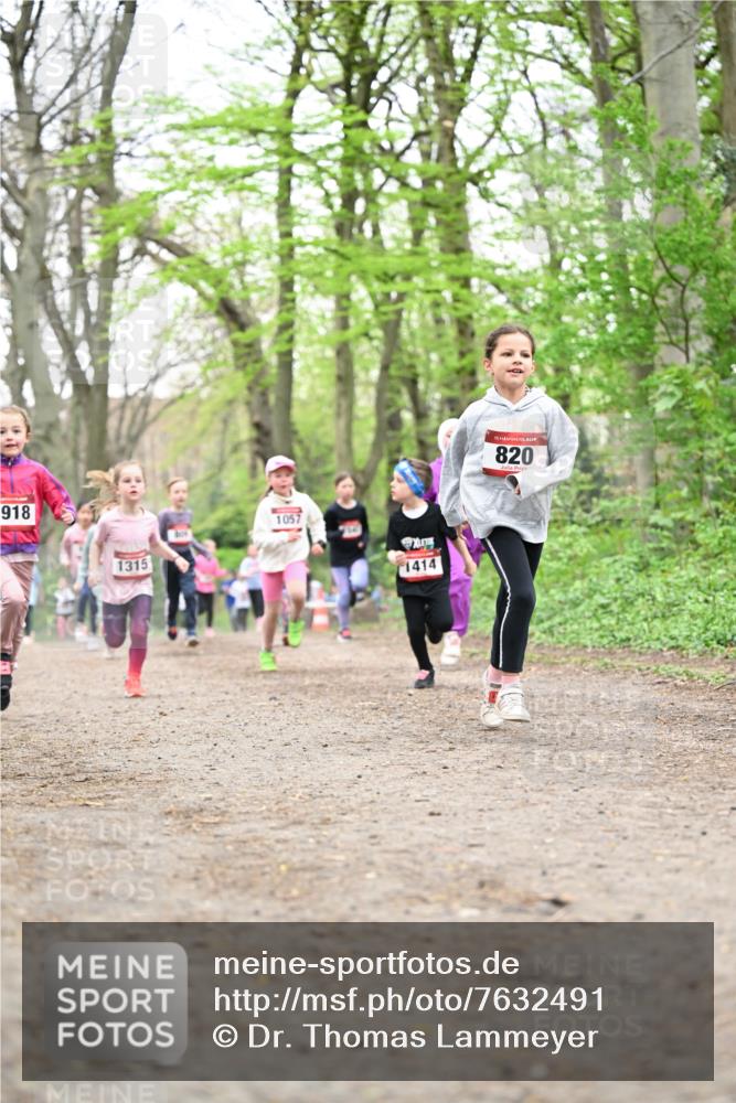 13.04.2025 - Hammer Lauf Dr. Thomas Lammeyer http://msf.ph/oto/7632491 13.04.2025 09:25:15 Laufen 918, 1315, 1057, 1414, 15, 820 meine-sportfotos.de