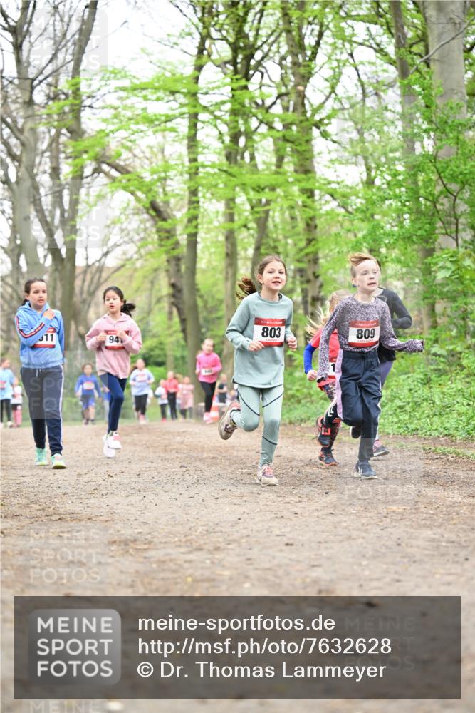 13.04.2025 - Hammer Lauf Dr. Thomas Lammeyer http://msf.ph/oto/7632628 13.04.2025 09:25:18 Laufen 94, 15, 803, 809 meine-sportfotos.de