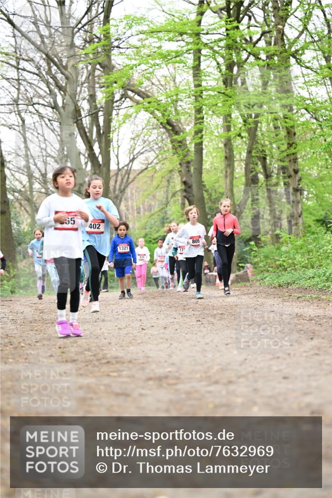 13.04.2025 - Hammer Lauf Dr. Thomas Lammeyer http://msf.ph/oto/7632969 13.04.2025 09:25:27 Laufen 65, 402, 1321, 1015, 171, 805 meine-sportfotos.de
