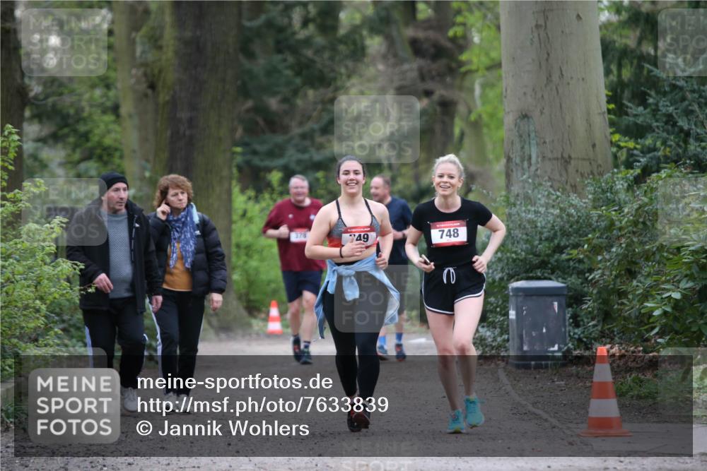 13.04.2025 - Hammer Lauf Jannik Wohlers http://msf.ph/oto/7633839 13.04.2025 10:20:41 Laufen 378, 49, 748 meine-sportfotos.de