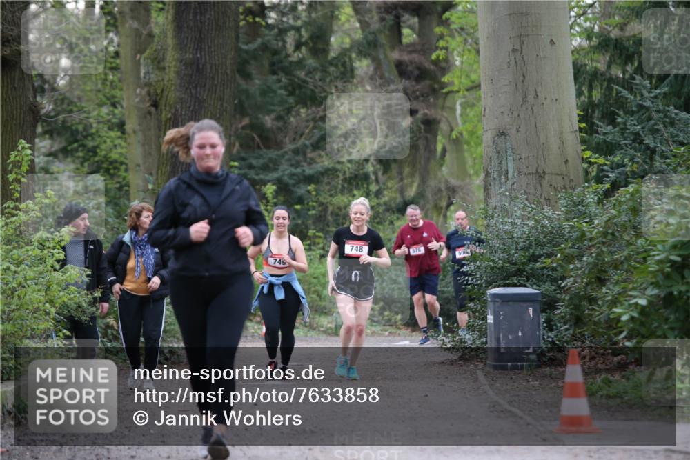 13.04.2025 - Hammer Lauf Jannik Wohlers http://msf.ph/oto/7633858 13.04.2025 10:20:36 Laufen 745, 748, 378, 50 meine-sportfotos.de