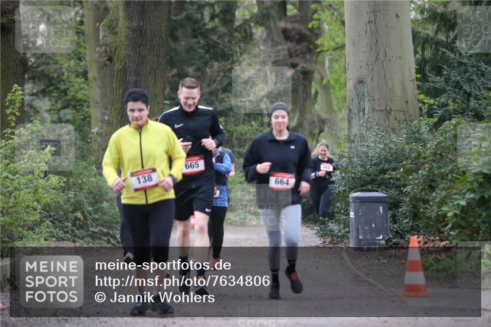 13.04.2025 - Hammer Lauf Jannik Wohlers http://msf.ph/oto/7634806 13.04.2025 10:16:56 Laufen 138, 665, 664, 868 meine-sportfotos.de