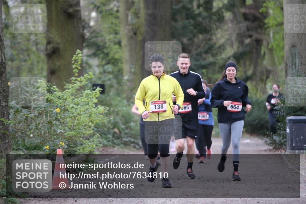 13.04.2025 - Hammer Lauf Jannik Wohlers http://msf.ph/oto/7634810 13.04.2025 10:16:55 Laufen 138, 665, 664, 1067 meine-sportfotos.de