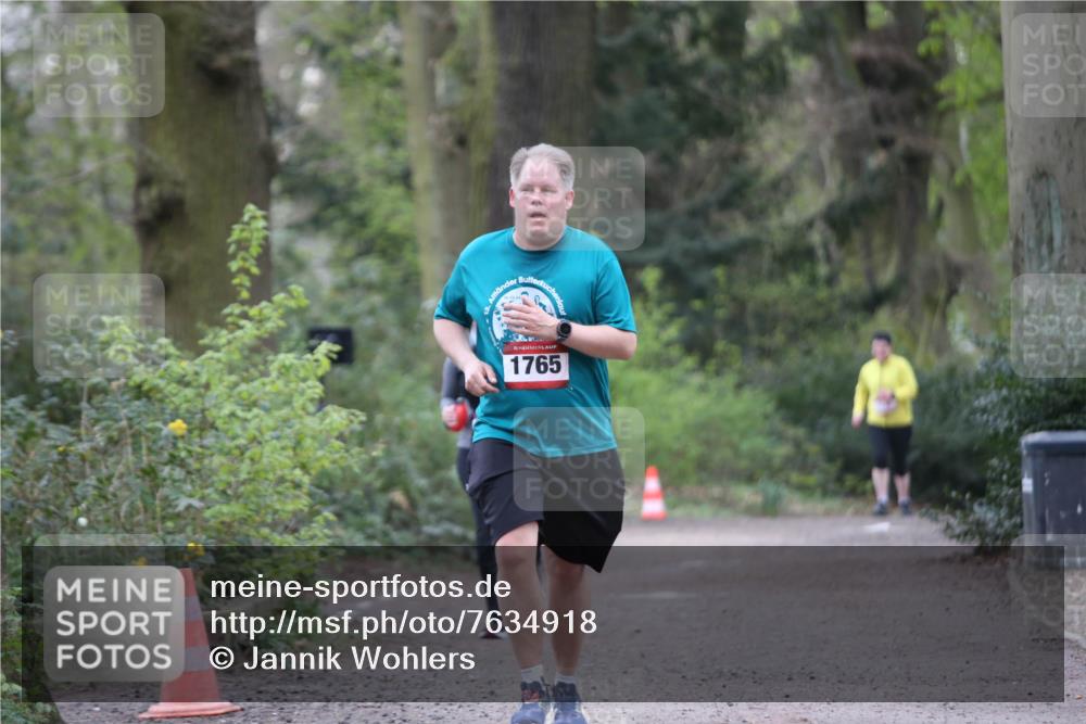 13.04.2025 - Hammer Lauf Jannik Wohlers http://msf.ph/oto/7634918 13.04.2025 10:16:39 Laufen 1765 meine-sportfotos.de