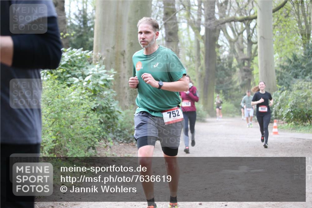 13.04.2025 - Hammer Lauf Jannik Wohlers http://msf.ph/oto/7636619 13.04.2025 10:12:37 Laufen 752, 1792, 460 meine-sportfotos.de