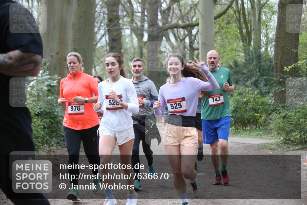 13.04.2025 - Hammer Lauf Jannik Wohlers http://msf.ph/oto/7636670 13.04.2025 10:12:34 Laufen 976, 520, 15, 525, 743 meine-sportfotos.de