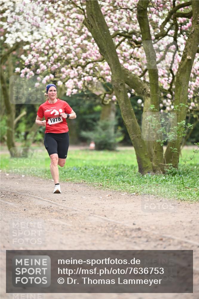13.04.2025 - Hammer Lauf Dr. Thomas Lammeyer http://msf.ph/oto/7636753 13.04.2025 10:05:59 Laufen 1978 meine-sportfotos.de