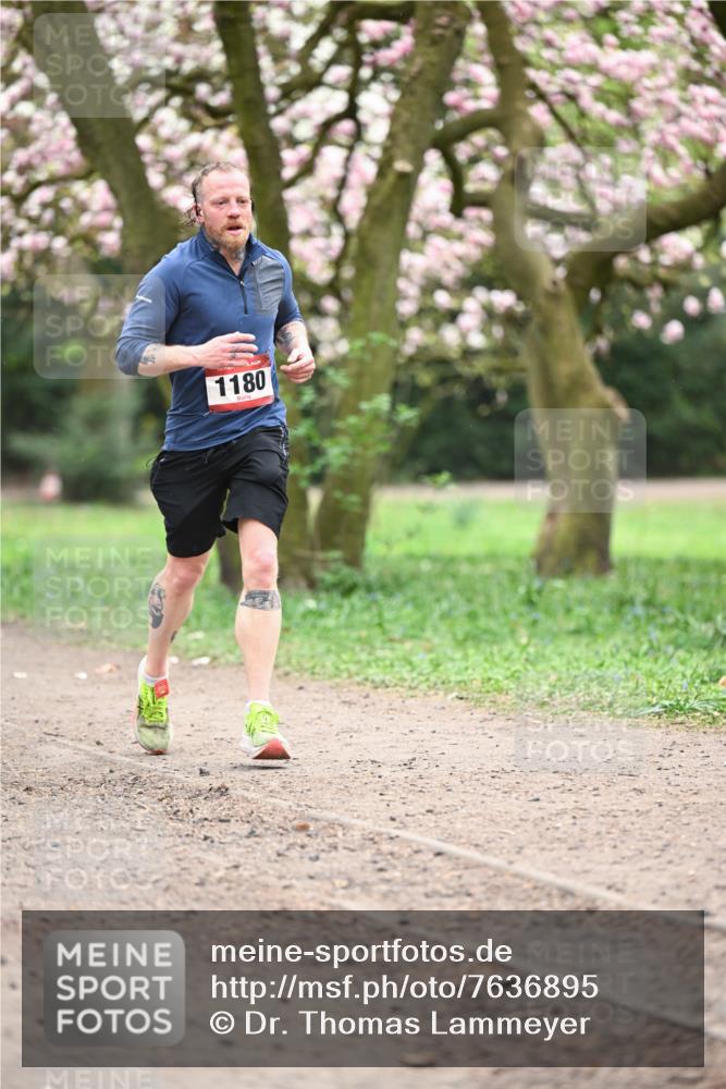 13.04.2025 - Hammer Lauf Dr. Thomas Lammeyer http://msf.ph/oto/7636895 13.04.2025 10:06:02 Laufen 1180 meine-sportfotos.de