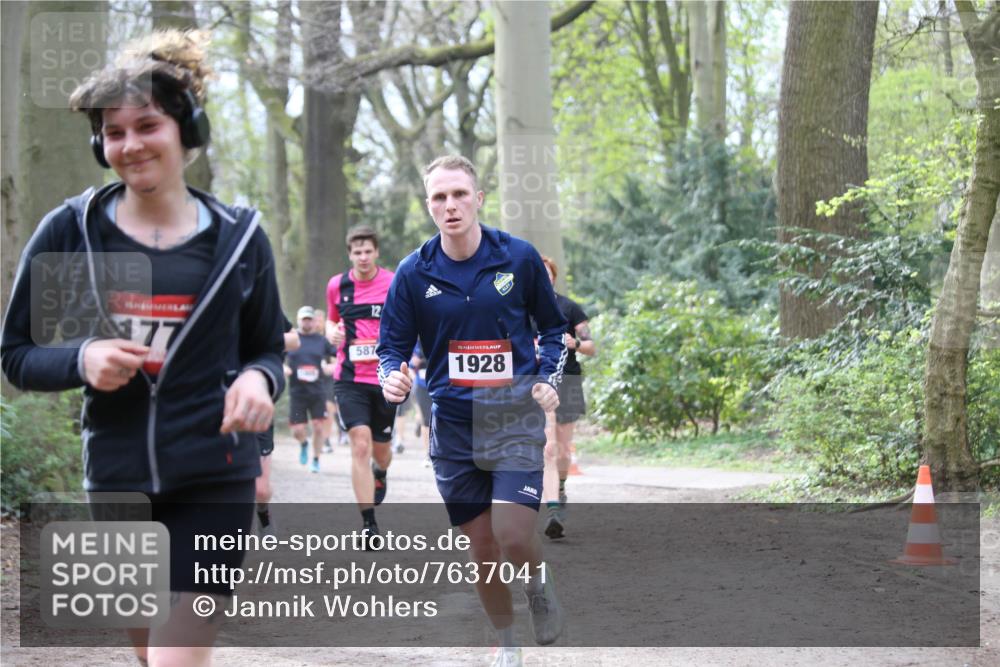 13.04.2025 - Hammer Lauf Jannik Wohlers http://msf.ph/oto/7637041 13.04.2025 10:12:07 Laufen 177, 587, 12, 15, 1928 meine-sportfotos.de