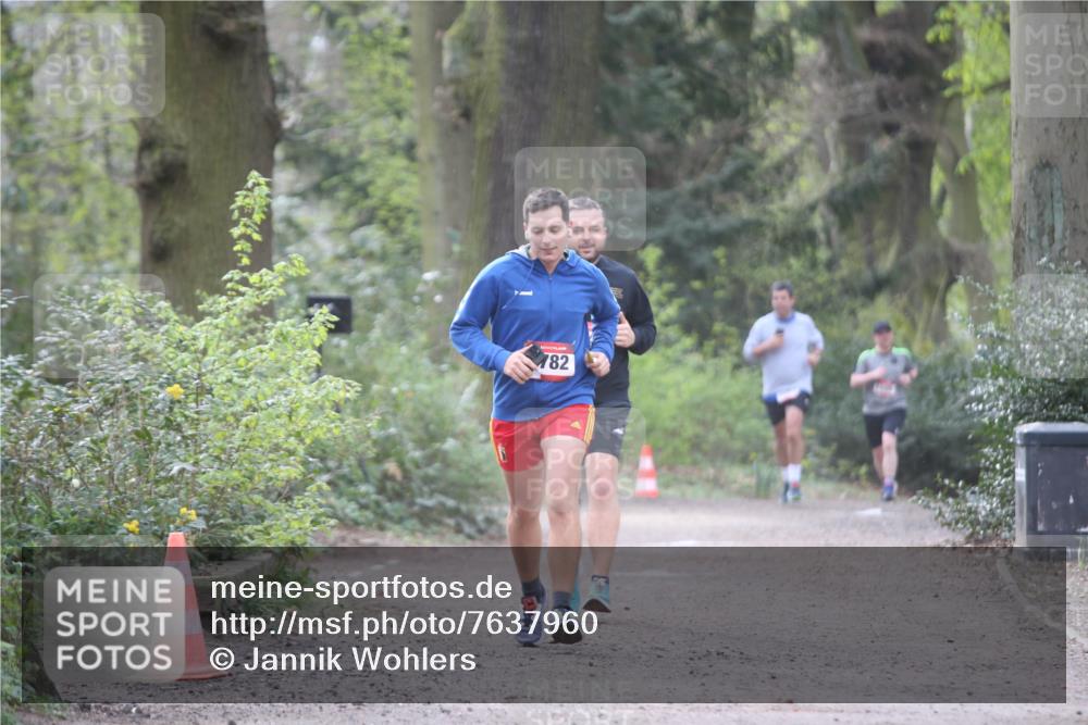13.04.2025 - Hammer Lauf Jannik Wohlers http://msf.ph/oto/7637960 13.04.2025 10:10:45 Laufen 782 meine-sportfotos.de