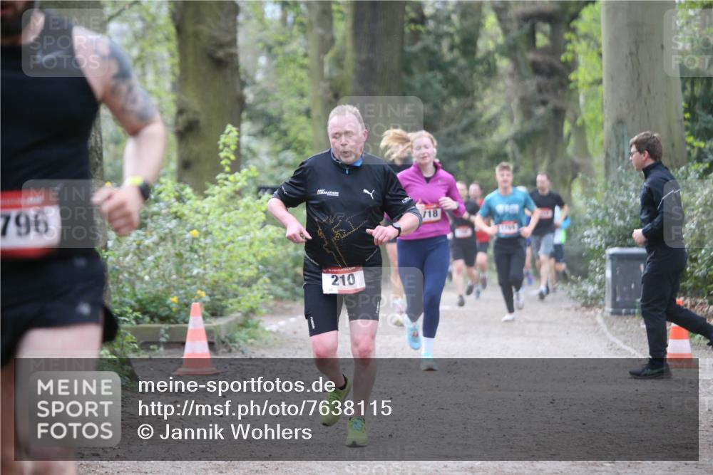 13.04.2025 - Hammer Lauf Jannik Wohlers http://msf.ph/oto/7638115 13.04.2025 10:10:28 Laufen 796, 210, 718, 1766 meine-sportfotos.de