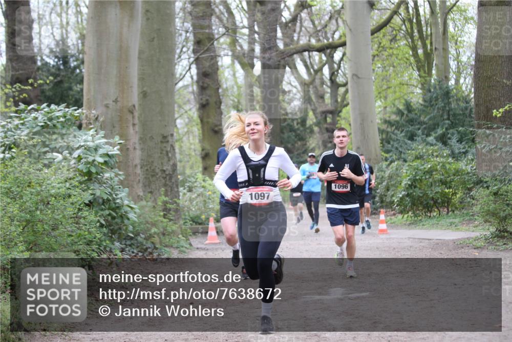 13.04.2025 - Hammer Lauf Jannik Wohlers http://msf.ph/oto/7638672 13.04.2025 10:09:32 Laufen 1097, 1096 meine-sportfotos.de