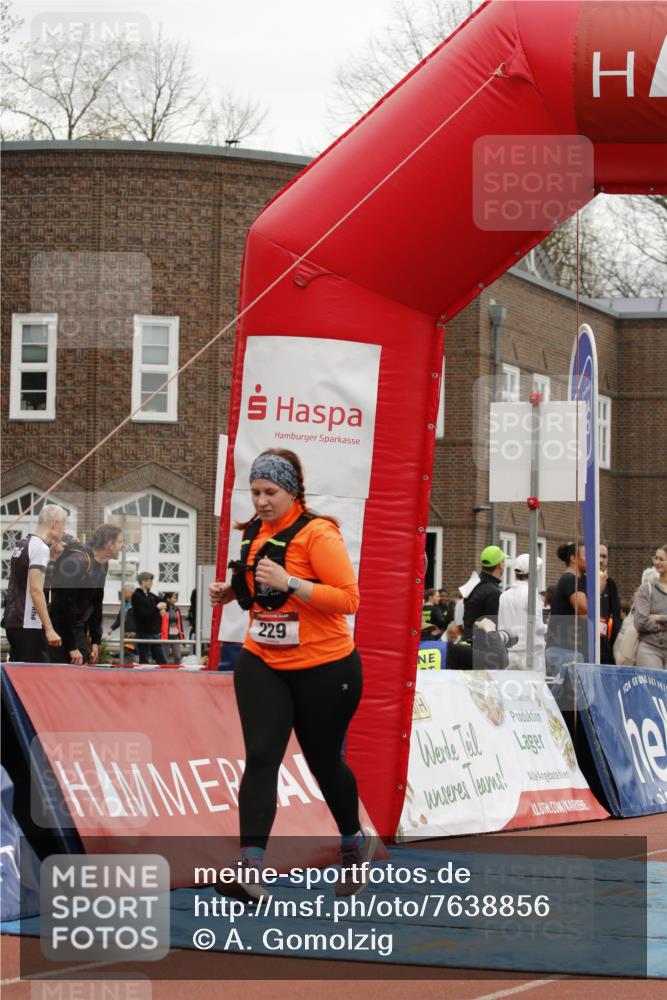 13.04.2025 - Hammer Lauf A. Gomolzig http://msf.ph/oto/7638856 13.04.2025 11:47:08 Ziel 229, 312, 493 meine-sportfotos.de