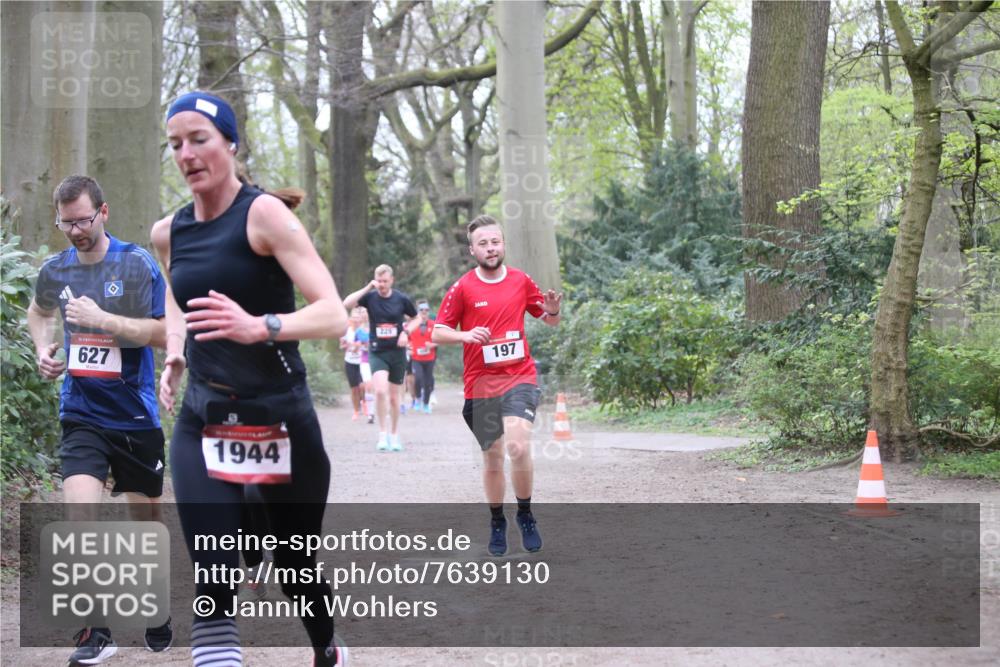 13.04.2025 - Hammer Lauf Jannik Wohlers http://msf.ph/oto/7639130 13.04.2025 10:08:52 Laufen 627, 1944, 197 meine-sportfotos.de