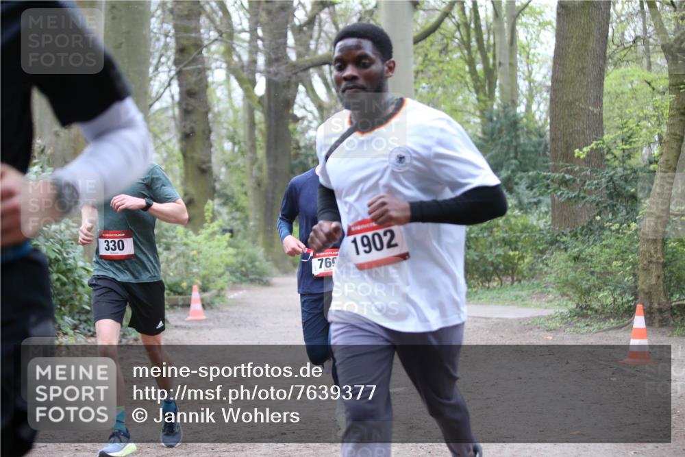13.04.2025 - Hammer Lauf Jannik Wohlers http://msf.ph/oto/7639377 13.04.2025 10:08:23 Laufen 330, 769, 1902 meine-sportfotos.de