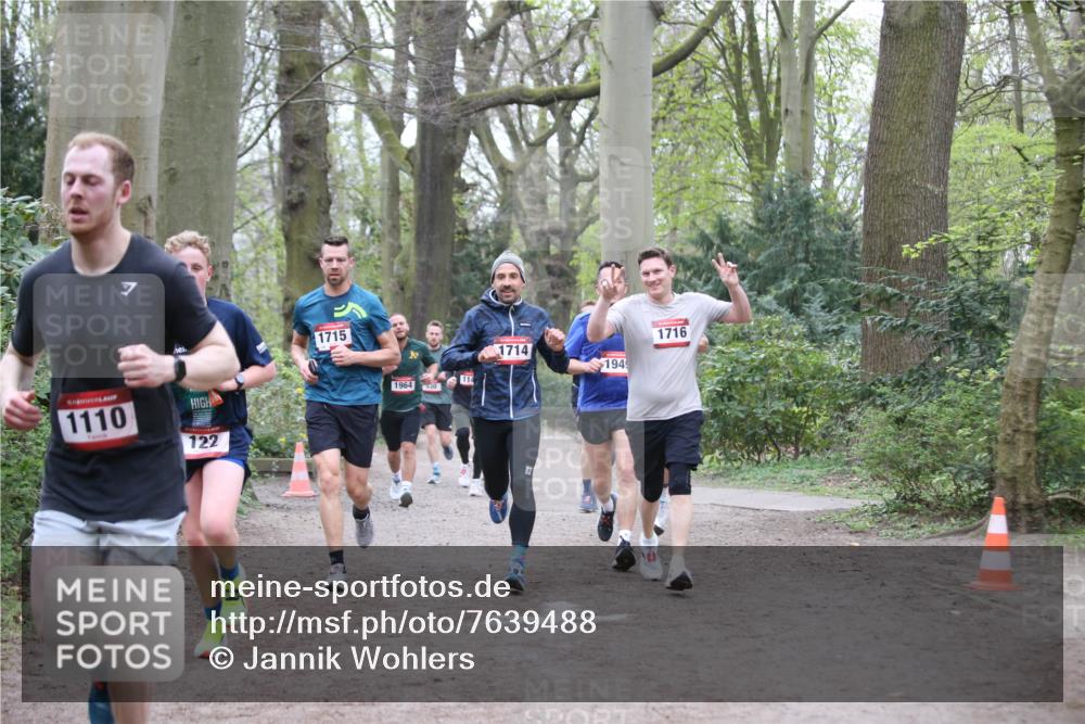 13.04.2025 - Hammer Lauf Jannik Wohlers http://msf.ph/oto/7639488 13.04.2025 10:08:18 Laufen 1110, 122, 1715, 1964, 30, 1714, 194, 114, 1716 meine-sportfotos.de