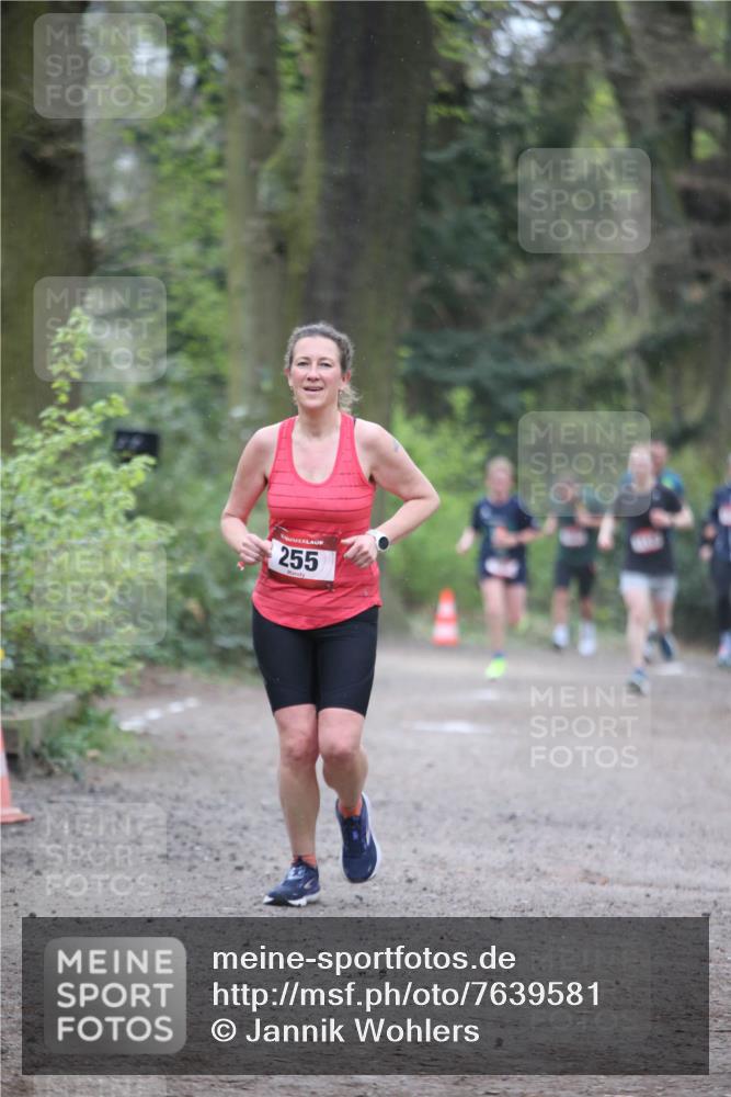 13.04.2025 - Hammer Lauf Jannik Wohlers http://msf.ph/oto/7639581 13.04.2025 10:08:07 Laufen 255 meine-sportfotos.de