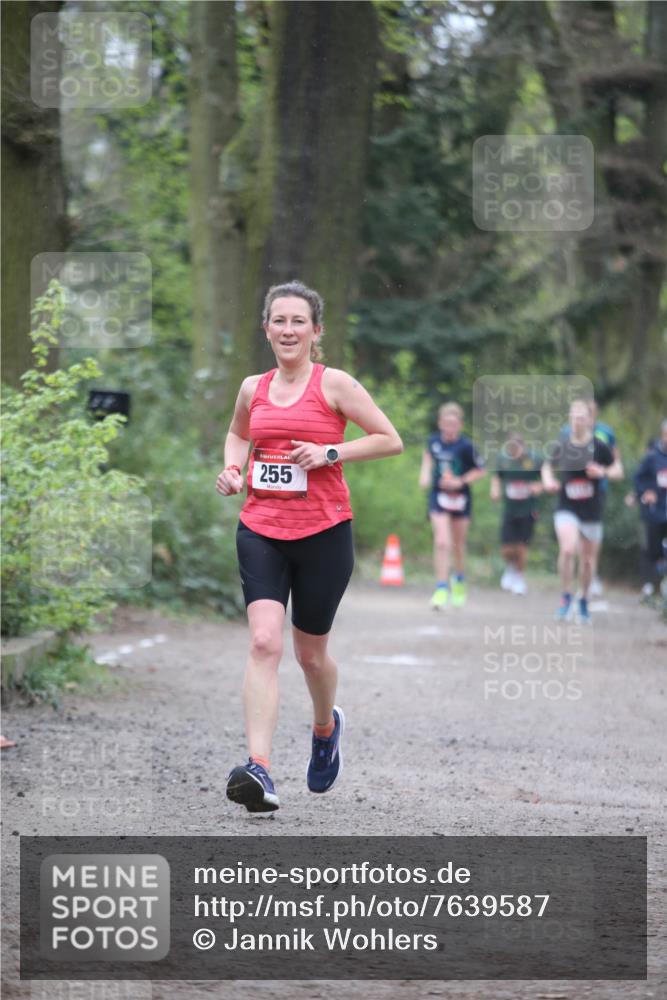 13.04.2025 - Hammer Lauf Jannik Wohlers http://msf.ph/oto/7639587 13.04.2025 10:08:07 Laufen 255 meine-sportfotos.de