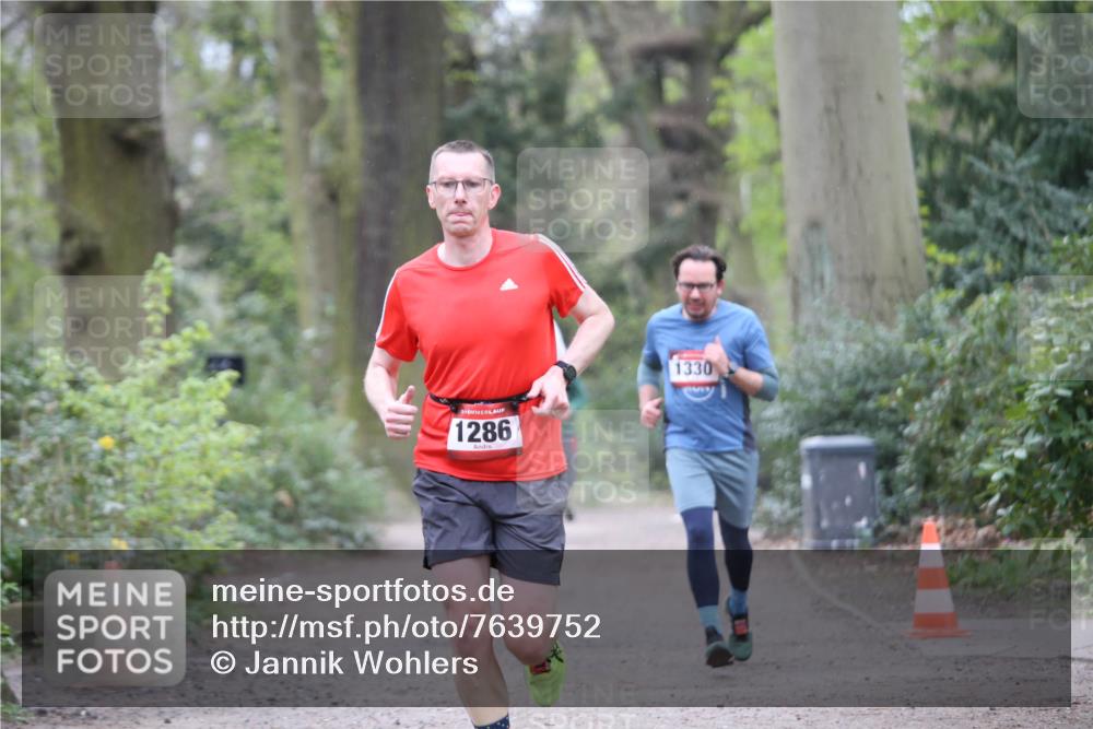 13.04.2025 - Hammer Lauf Jannik Wohlers http://msf.ph/oto/7639752 13.04.2025 10:07:53 Laufen 1286, 1330 meine-sportfotos.de