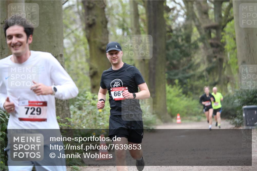 13.04.2025 - Hammer Lauf Jannik Wohlers http://msf.ph/oto/7639853 13.04.2025 10:07:41 Laufen 729, 15, 66 meine-sportfotos.de