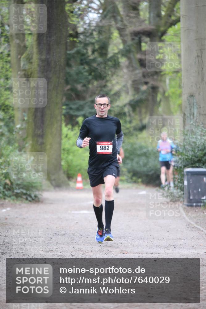 13.04.2025 - Hammer Lauf Jannik Wohlers http://msf.ph/oto/7640029 13.04.2025 10:07:18 Laufen 15, 982 meine-sportfotos.de