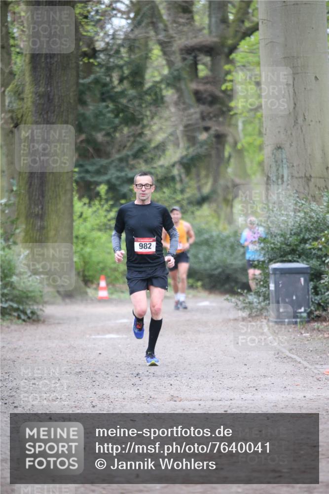 13.04.2025 - Hammer Lauf Jannik Wohlers http://msf.ph/oto/7640041 13.04.2025 10:07:17 Laufen 982 meine-sportfotos.de
