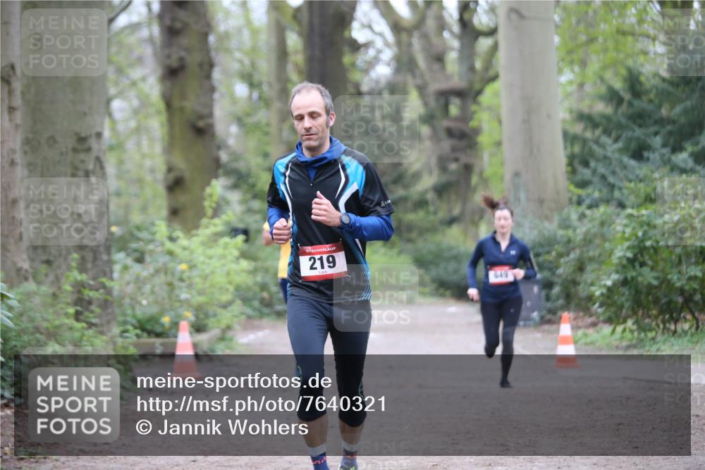 13.04.2025 - Hammer Lauf Jannik Wohlers http://msf.ph/oto/7640321 13.04.2025 10:06:38 Laufen 219, 649 meine-sportfotos.de
