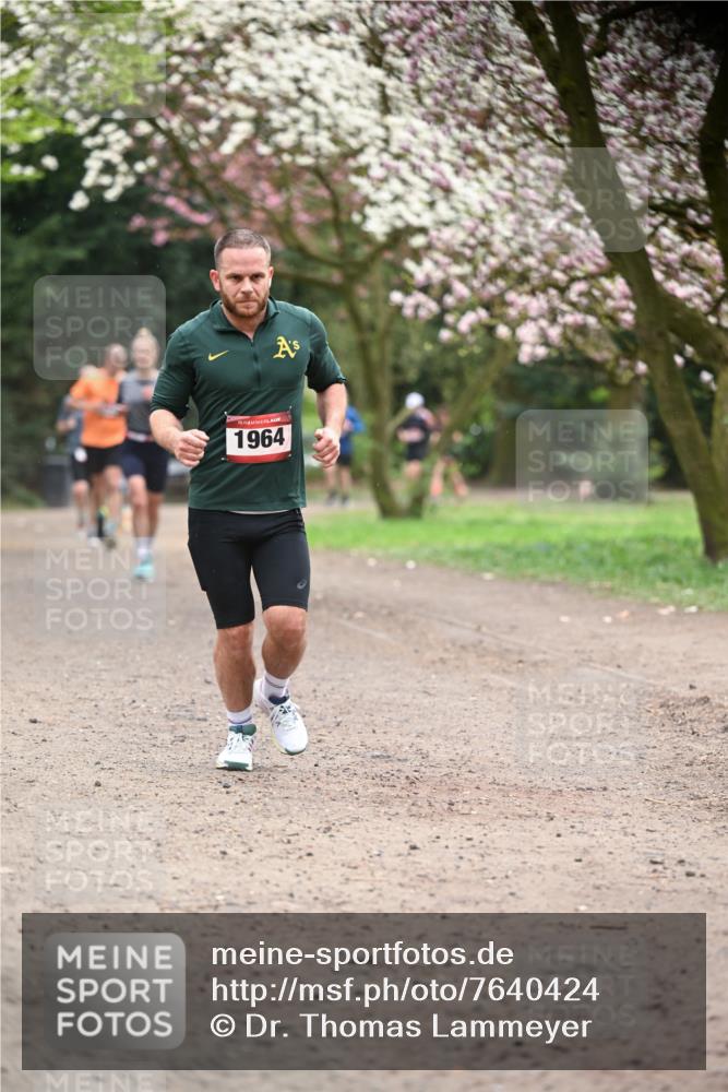 13.04.2025 - Hammer Lauf Dr. Thomas Lammeyer http://msf.ph/oto/7640424 13.04.2025 10:09:29 Laufen 15, 1964 meine-sportfotos.de